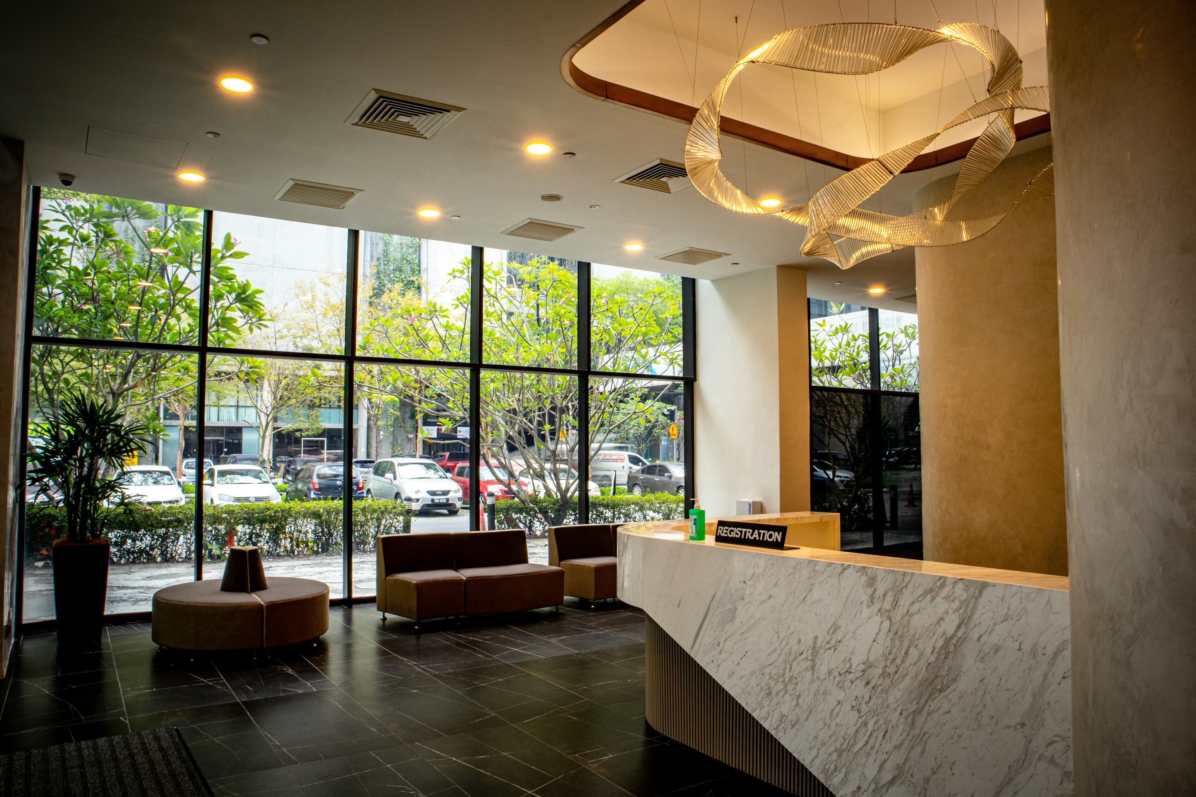 Reception & Lobby